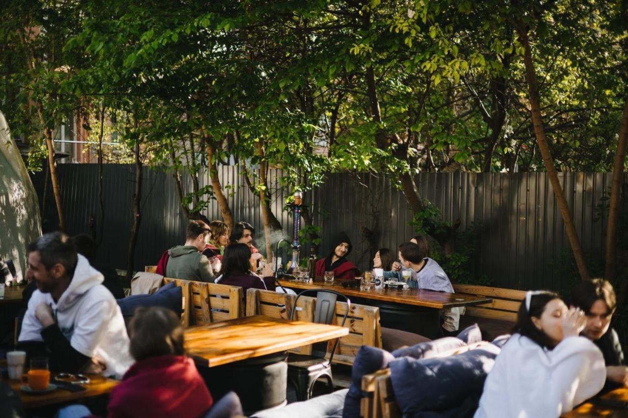 P2B Hostel & Bar Kyiv Exterior photo